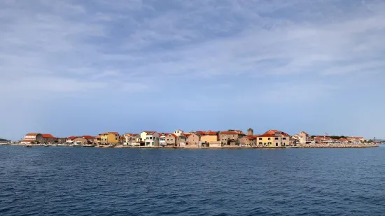Najmanji naseljeni otok Jadrana nosi divovsku priču o hrabrosti: Ima jedinstven muzej i poseban šarm