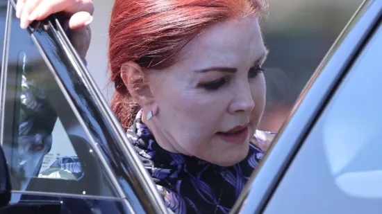 Priscilla Presley uhvaćena u šetnji Bel-Airom: S 80 godina izgleda fenomenalno