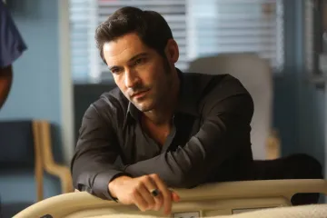 Tko je Tom Ellis, tiha patnja žena diljem svijeta? Odrastao je okružen vjerom, a poslovno je Lucifer