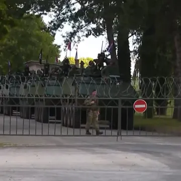 Pogledajte impresivne prizore ispred vojarne Croatia: Spremno je 505 borbenih i neborbenih vozila