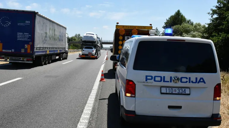 Poginuli suvozač i žena, auto smrskan do neprepoznatljivosti: 'Izvukli smo im tijela'