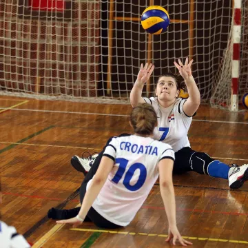 Solidni rezultati hrvatskih paraodbojkaških reprezentacija na Europskom prvenstvu u Gyoru