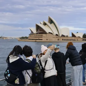 U garaži suše meso, sad se Australijom širi i miris češnjaka: Hrvati biraju zlatnu kobasicu!