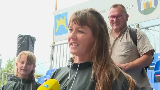 Gosti iz Njemačke, Osijeka i Dalmacije razočarani: Došli gledat alku, a dobili tuširanje!