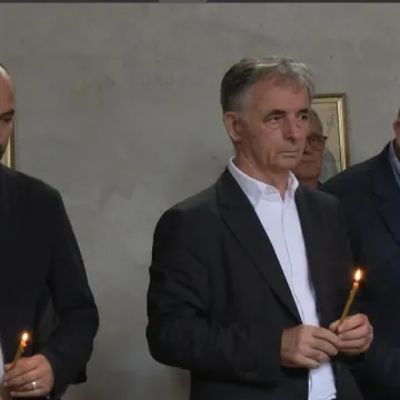 Srbi oplakuju žrtve Oluje i traže život bez tolerirane mržnje: Premijer: 'Nema atmosfere straha'