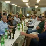 Nebo se otvorilo, trkalište postalo kaljuža, ali to nije omelo Sinjane: Feštalo se do kasno u noć