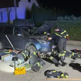 Austrijska obitelj na povratku s odmora u Hrvatskoj čula neobične zvukove iz auta. Vatrogasci su ostali u čudu