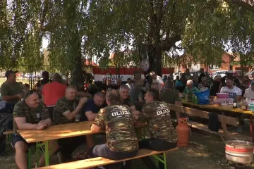 A ovako se slavilo u Nuštru! Na grahijadi 50-ak braniteljskih timova, a igrale i Snaše protiv Debelih baja