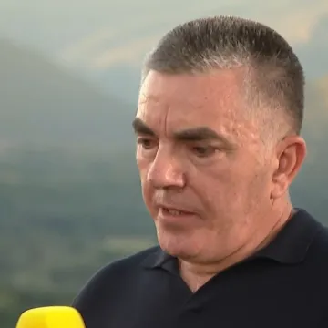 Branitelju Denisu Jureniću oči su se napunile suzama dok je govorio o suborcima i generalu Gotovini