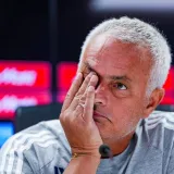 Mourinho u suzama, ne sjećamo se kada smo ga vidjeli ovakvoga: 'Zaboravimo nogomet...'