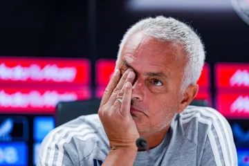 Mourinho u suzama, ne sjećamo se kada smo ga vidjeli ovakvoga: 'Zaboravimo nogomet...'