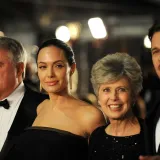 Zna se kako je Angelina Jolie zagorčala zadnje dane života svoje svekrve