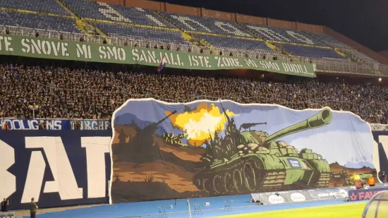 Pogledajte trenutak kad su Boysi razvili spektakularnu koreografiju uz topovske udare