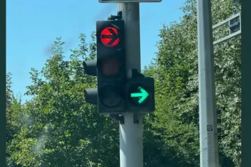 Semafor u Zagrebu izazvao kaos na društvenim mrežama, objašnjenja su hit: 'Žene kad šalju signale'