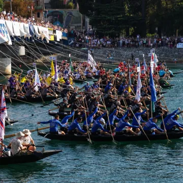 Maraton lađa oborio je rekorde po prijavama, ali i po temperaturi: Oko 9000 zaveslaja do cilja