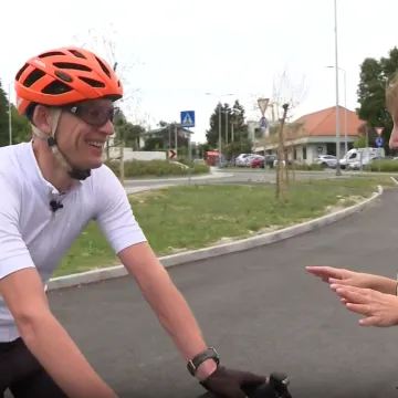 Biciklist, otac i suprug: Donosimo priču o slovenskom veleposlaniku