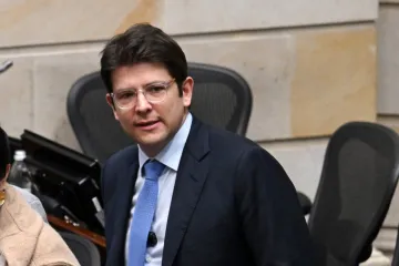 Kolumbijski senator preminuo dva mjeseca nakon atentata: Pucali su mu u glavu tijekom govora
