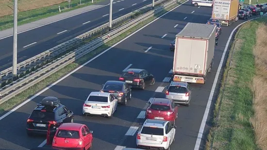 Strašna prometna nesreća na A3: Sudarili se cisterna i pet auta, jedna osoba poginula