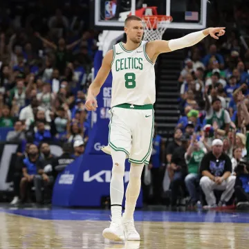 Latvijskog 'Jednoroga' uskoro bismo mogli gledati u drugom sportu: NBA zvijezda čuva se za MMA
