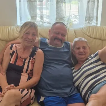 Okupio se veseli trio iz 'Ljubav je na selu': Ovako je Ilija dočekao Ružu i Mariju u svom domu