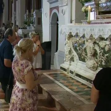 Svi putevi vode u Sinj, stižu deseci tisuća vjernika: 'Radosno ih očekujemo'