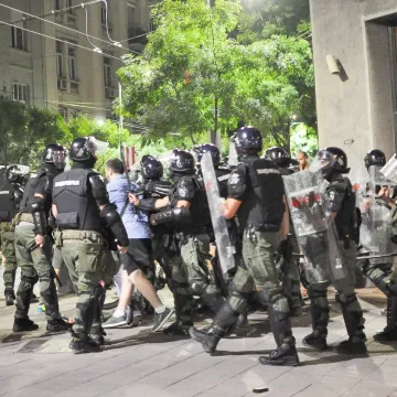 Srbiji prijeti građanski rat? Bivši Đinđićev zamjenik otkrio što Vučić smjera: 'Nasilnik koji ništa drugo ne može'