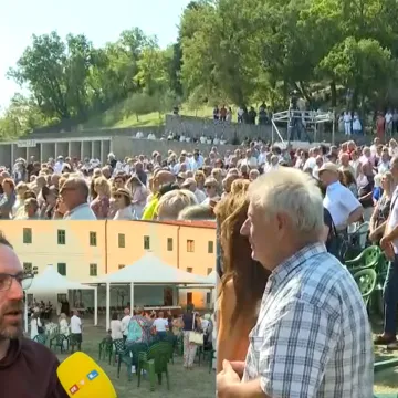 Hodočasnici se okupili i na Trsatu: Čuvar Svetišta otkrio zašto svake godine dolazi sve više vjernika