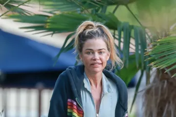 Denise Richards vratila se u bivšu kuću i uzela svojih 15 pasa