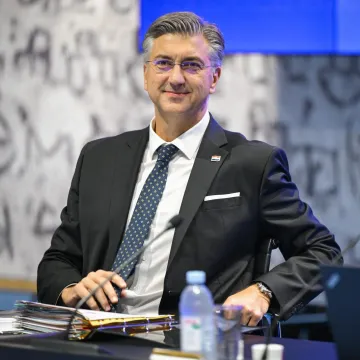 Plenković okupio ministre, na dnevnom redu još jedna sjednica Vlade
