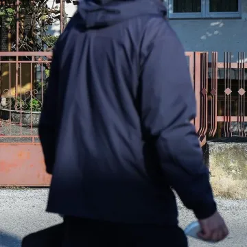 Objavljeni detalji USKOK-ove akcije u Zelini: Komunalci u kafiću tražili mito za uslugu