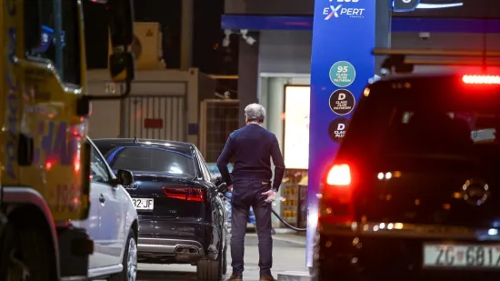 Ravnatelj Energetskog instituta upozorava: 'Litra goriva mogla bi doseći 2 eura ako...'