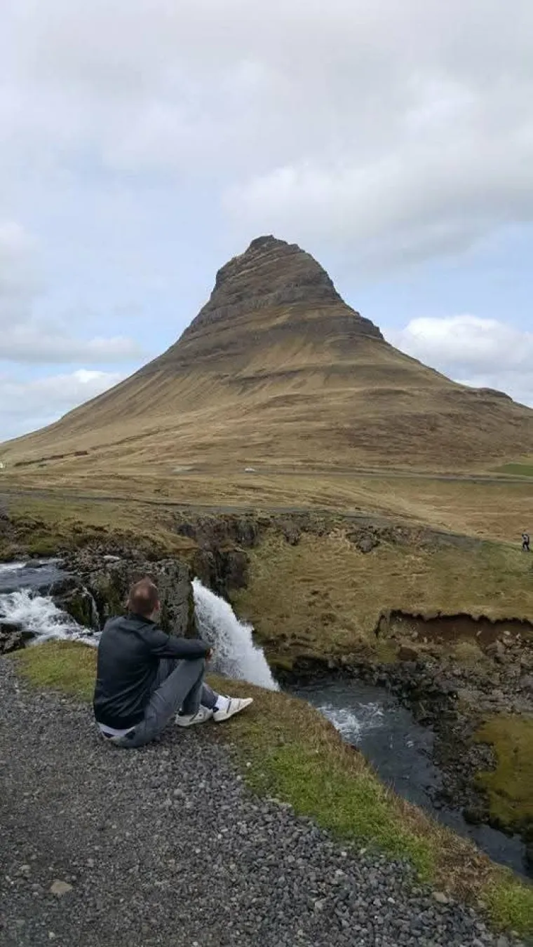 Rade u čarapama, zbog mamurluka ne moraju na posao: 'Odmah su mi rekli - nisi ti za Island'