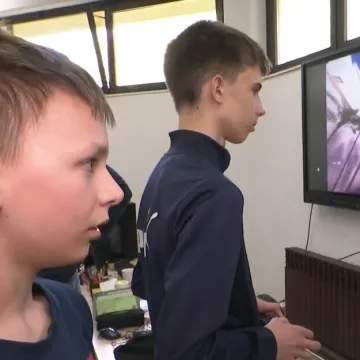 Predstavljena prva dron liga u Hrvatskoj: Mladi piloti pokazali &scaron;to znaju