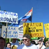 Sisak na nogama, poslane žestoke poruke protiv megafarmi i klaonica: 'Profit njima, smrad nama'