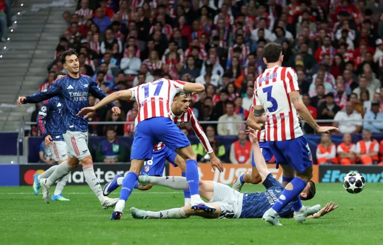 Rovovski remi na Metropolitanu: Svakom po gol iz penala, rasplet tek u Londonu