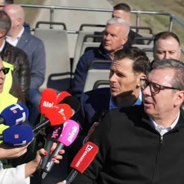 Srbija tone na dno, Vučić o medijima govori kao o 'terorizmu': Pogledajte na kojem je mjestu Hrvatska