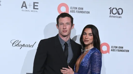 Vjenčali su se Dua Lipa i Callum Turner: Glazbenica zablistala s velikim &scaron;e&scaron;irom