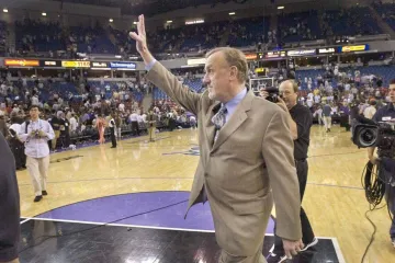 Preminuo legendarni NBA trener koji je vodio i Dražena Petrovića