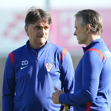 Dalić uzburkao strasti: 'Ne kritiziram, ali za&scaron;to on uvijek nije u prvih 11?'
