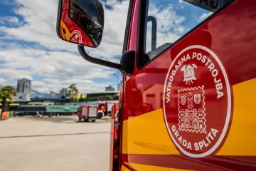 Izbio požar na splitskim Gripama: Vatrogasci uspjeli spasiti dvoranu