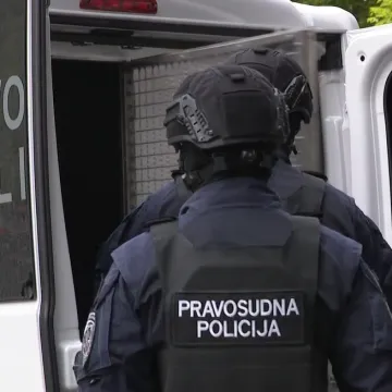 Oni najavili prosvjed, a iz ministarstva poručuju: 'Sa srednjom stručnom spremom imaju plaću oko 1880 eura'