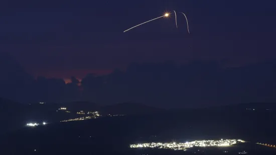 IDF: 'Iran je ispalio balističke rakete prema nama', s druge strane prijete: 'Prijeđene su crvene linije'