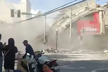 Video: Pogodio ih razorni potres, uru&scaron;ile se zgrade! 'Ovo je najjači koji smo ikada osjetili!'