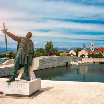 Pro&scaron;etajte poljima soli: Najstariji hrvatski kraljevski grad na svega je 20 minuta od Zadra