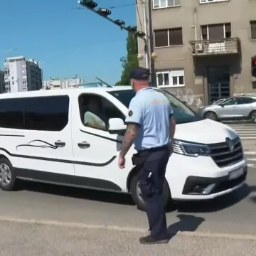 Nova regulacija kod Vjesnika zbunila vozače: Neki su pred na&scaron;om kamerom napravili prekr&scaron;aj