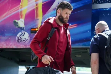 Vatreni stigli na aerodrom i otputovali prema Svjetskom prvenstvu u Americi: Pogledajte sretne izraze lica