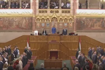 Zastupnici jednoglasno odlučili: 'Režemo si plaće!' Nije u Hrvatskoj, nego kod susjeda