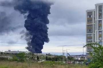 Dronovi pogodili povijesni muzej, dužnosnici mijenjaju vozni red
