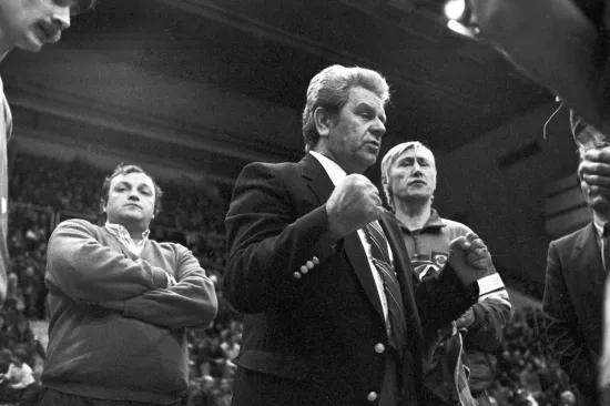 Preminuo legendarni ko&scaron;arka&scaron;ki trener: Osvojio je brojne medalje
