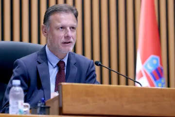 Jedna riječ zapalila Sabor: 'HDZ je prepristojan samo dok pljačka građane'